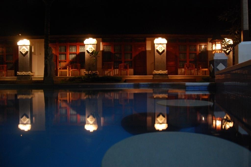 Bali Sunset Hotel ネガラ エクステリア 写真